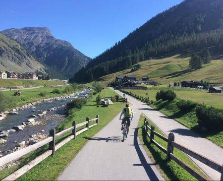 Ciclabile-Pedonale a Livigno.: Immagine