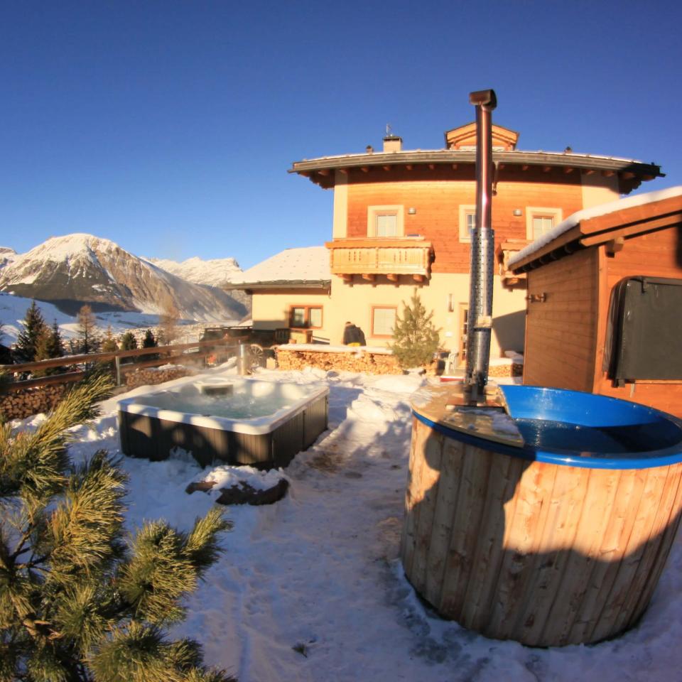 Hotel del Bosco: Tub with cold water