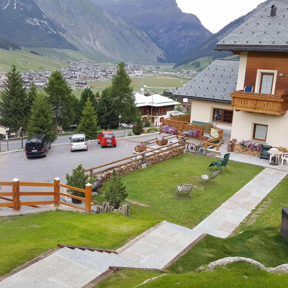 Solarium at Hotel del Bosco in Livigno